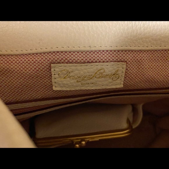 Dooney & Bourke - Picture 6 of 7